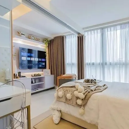 Extraordinary 1-Bedroom In Uptown Parksuites Bgc